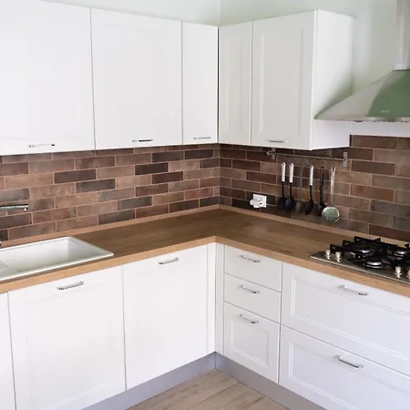 - Casa Nana アパート *