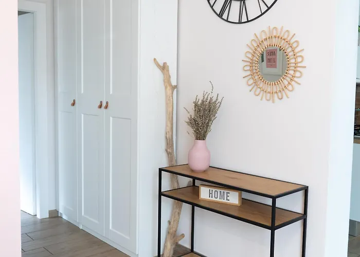 - Casa Nana アパート *