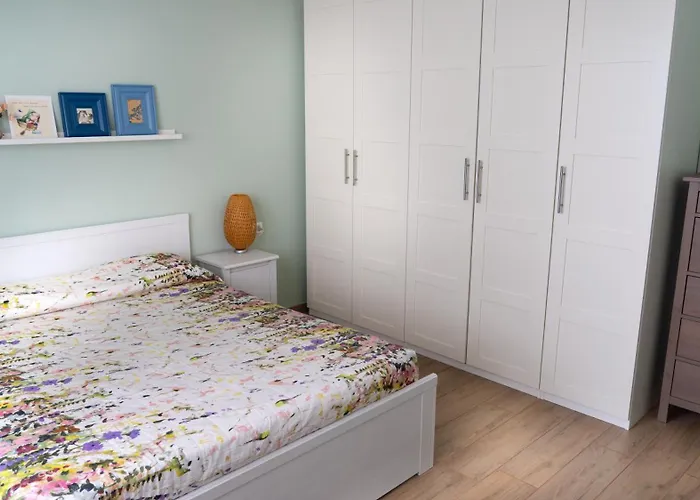 - Casa Nana アパート ペザロ